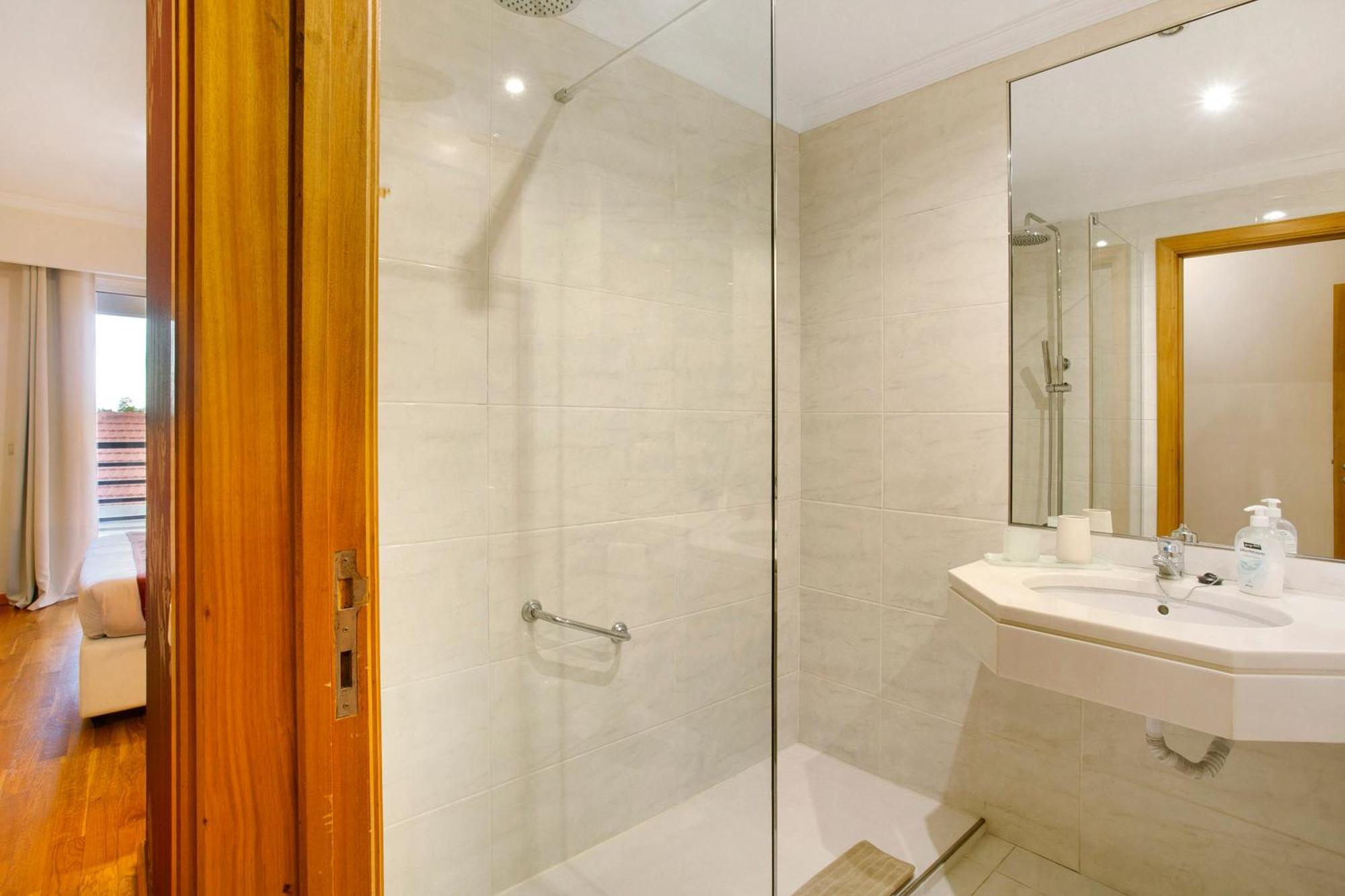 Apartment Caires *